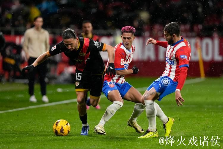 阿德耶米破门时，多特22胜5平保持不败